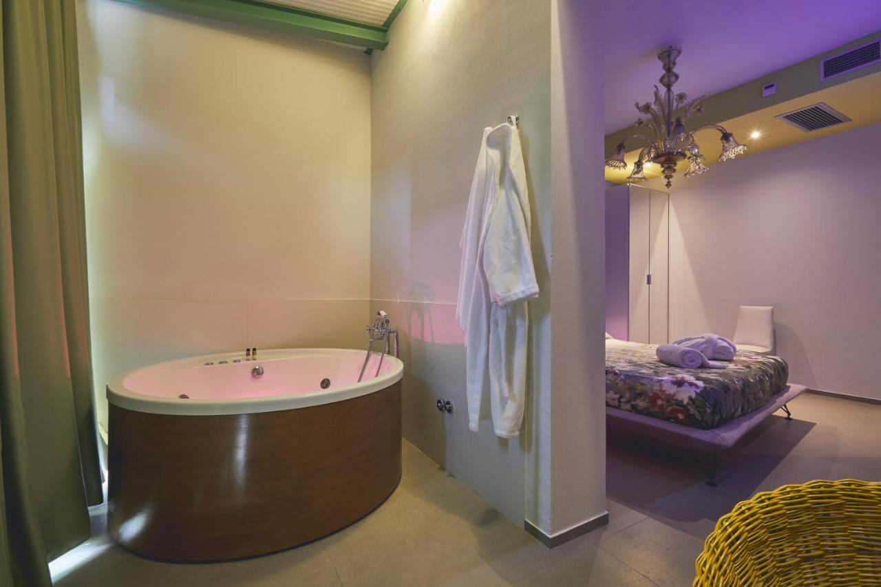 Le Stagioni Luxury Suite Форлі Екстер'єр фото