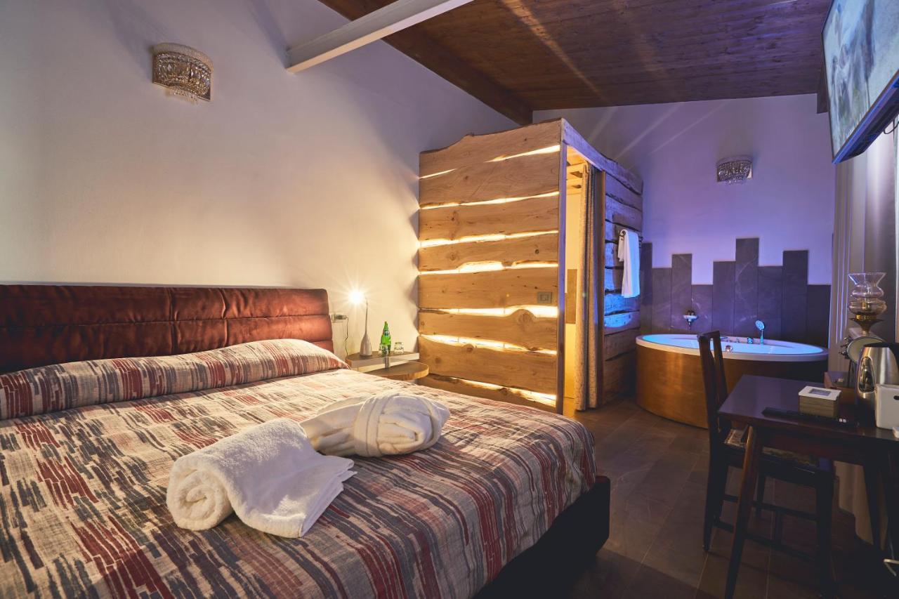 Le Stagioni Luxury Suite Форлі Екстер'єр фото